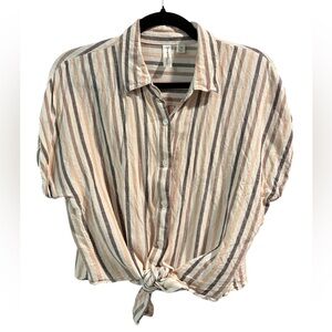 Young‎ Hearts Run Free Striped Tie Front Button Down Shirt Medium Tan Brown Boho